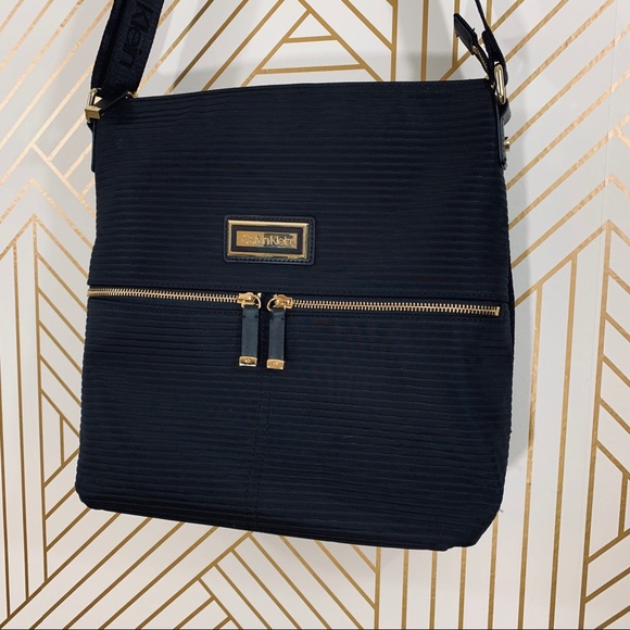 SALE | Calvin Klein Black Adjustable Shoulder Bag - Picture 3 of 8